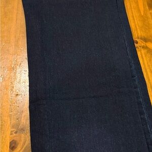 Levi's Women's Straight Leg Jeans in Dark Indigo